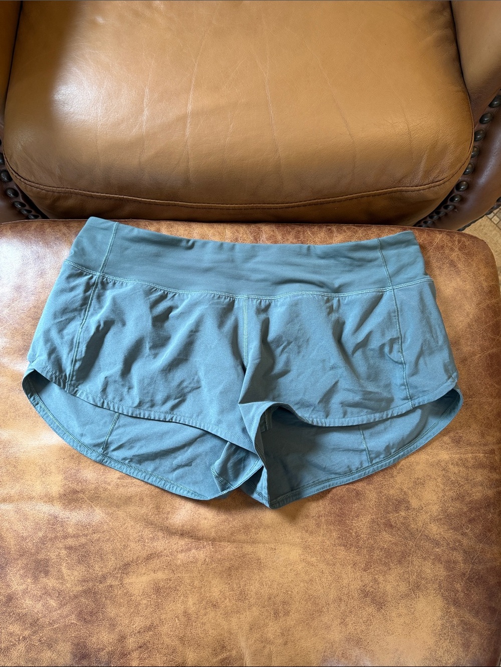 Lululemon Speed Up Short 2.5” w Liner Sz 8 Regular Forest Green 8002